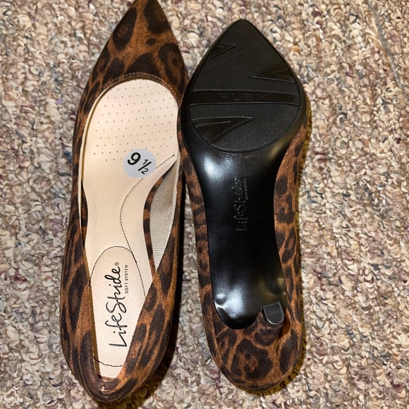 Leopard print heels - Picture 4 of 9